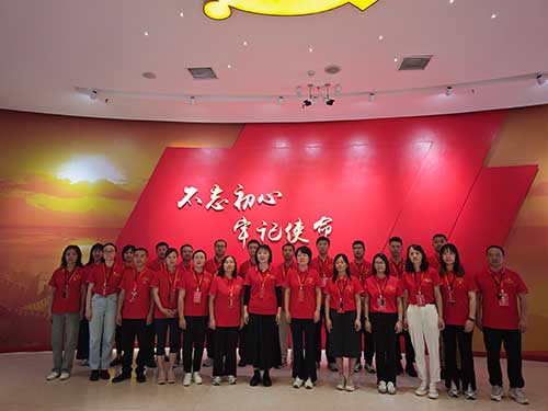 武汉城市职业学院机电工程学院教师第二党支部5天赴西柏坡等地开展党建培训